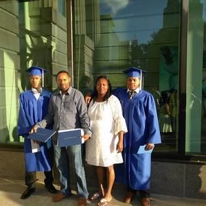 Meet your Posher, Taron